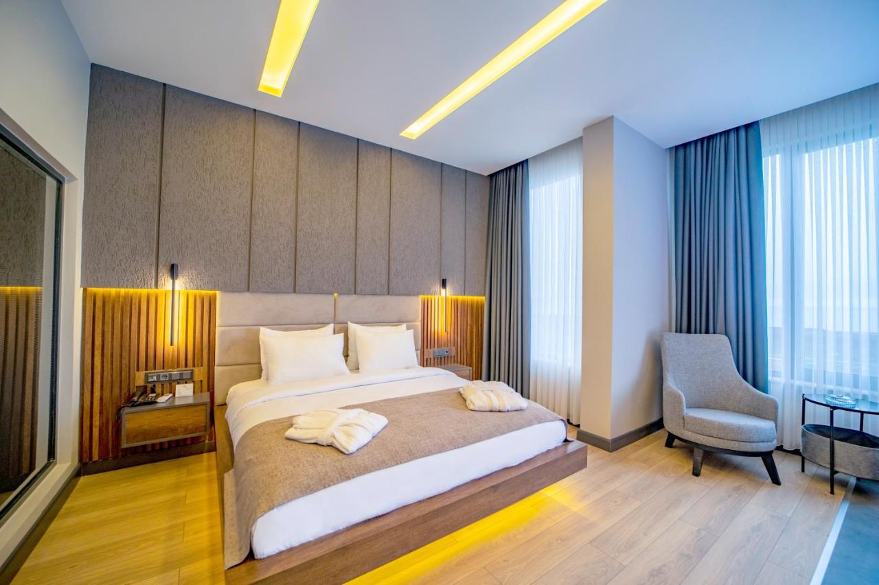 1300 m² dengan 4 kamar tidur dan 1 kamar mandi pribadi di Pusat Kota Trabzon Bagian luar foto